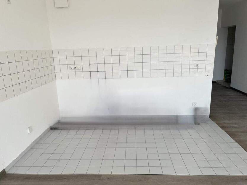 Schöne, helle 3-Zimmer-Wohnung mit Balkon in zentraler Lage 3 zimmer
