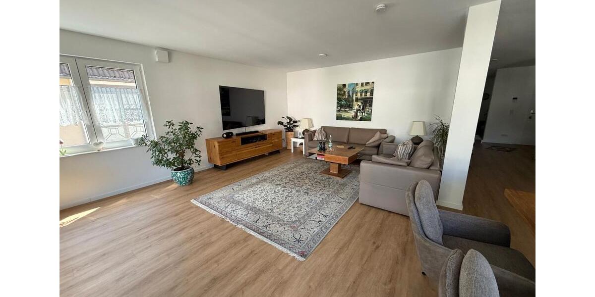 Etagenwohnung Köln Rodenkirchen - 4 Zimmer, 133 m&sup2;, 2.660&euro; | Angebot:26587517