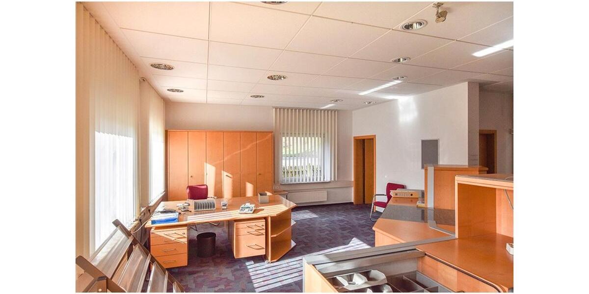 Einfamilienhaus Bad Salzdetfurth - 8 Zimmer, 189 m&sup2;, 1.200&euro; | Angebot:26037584