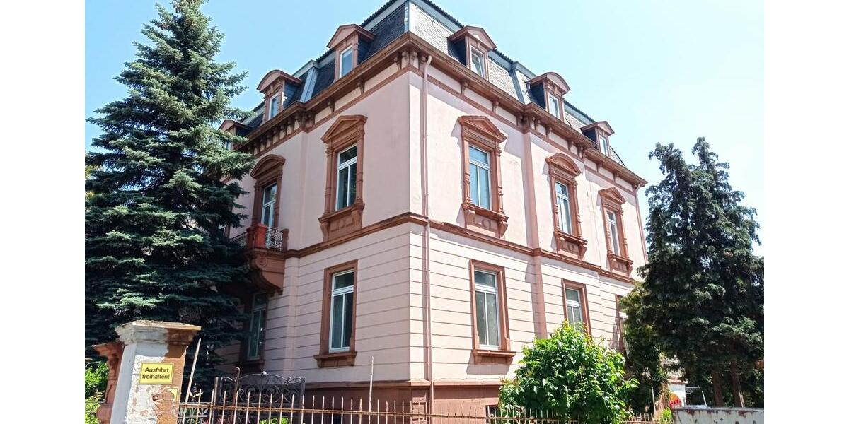 Dachgeschoßwohnung Bad Kreuznach - 2.5 Zimmer, 113 m&sup2;, 650&euro; | Angebot:25752587