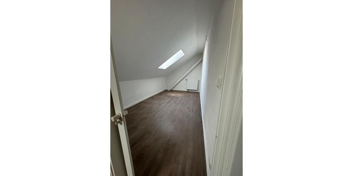 Dachgeschoßwohnung Hof Altstadt - 2 Zimmer, 50 m&sup2;, 550&euro; | Angebot:24471455