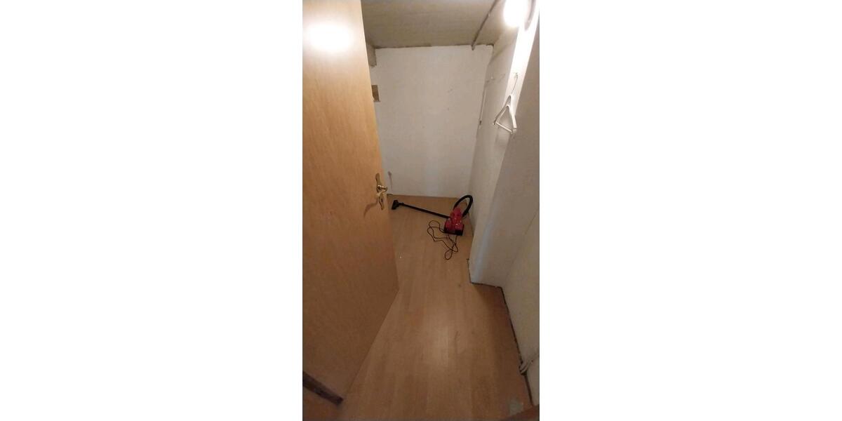 Erdgeschoßwohnung Erxleben - 1 Zimmer, 79 m&sup2;, 380&euro; | Angebot:24865372