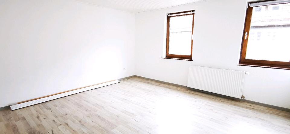 Etagenwohnung Höxter - 5 Zimmer, 135 m&sup2;, 965&euro; | Angebot:26579717