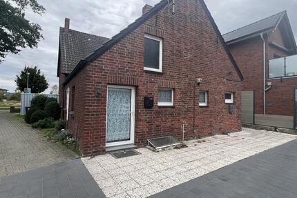Haus Bocholt - 4 Zimmer, 140 m&sup2;, 950&euro; | Angebot:24779495