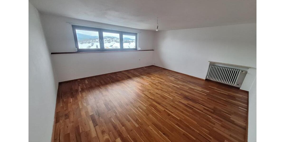 Etagenwohnung Schönberg - 3 Zimmer, 100 m&sup2;, 730&euro; | Angebot:25086686