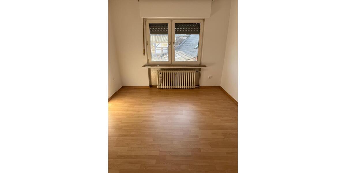 Maisonettenwohnung Troisdorf Bergheim - 4 Zimmer, 107 m&sup2;, 1.400&euro; | Angebot:25302828