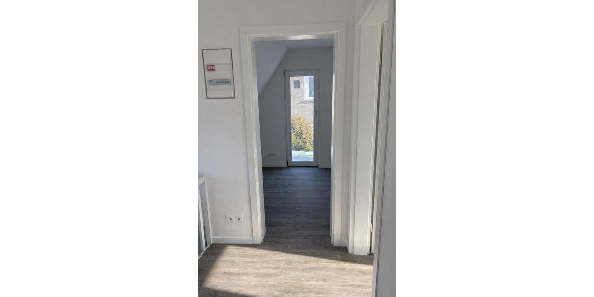 Einfamilienhaus Einbeck - 4 Zimmer, 95 m&sup2;, 1.350&euro; | Angebot:24630303