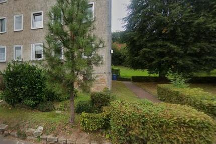 3 WG Zimmer zu vergeben in 94 m2 Wohnung gesamt nutzbar 5 zimmer