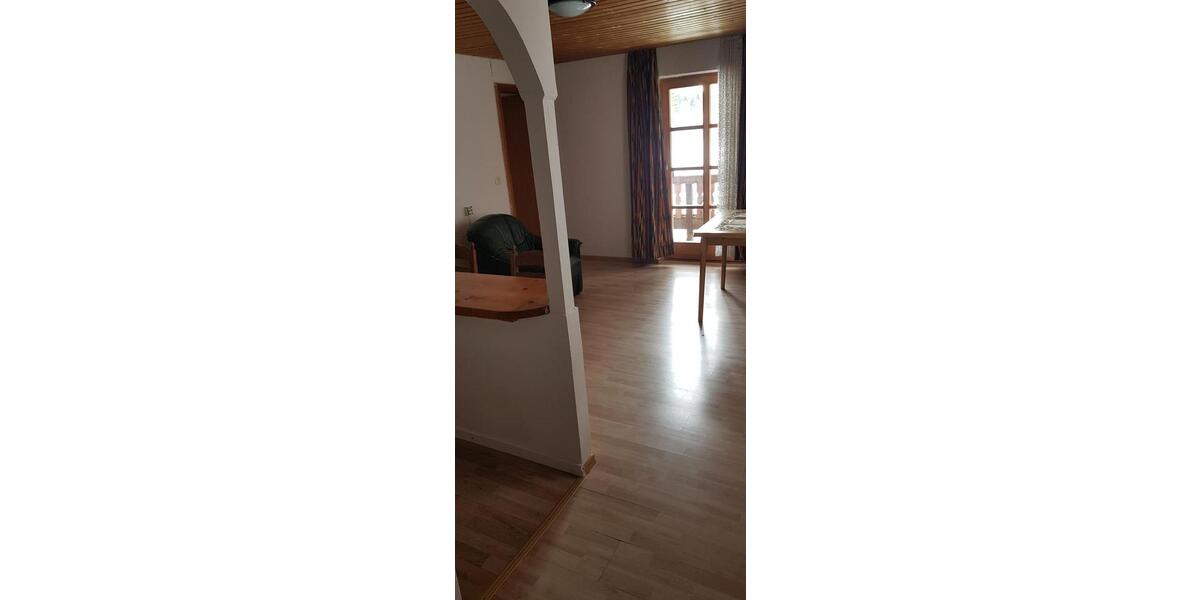 Etagenwohnung Hausham - 2 Zimmer, 65 m&sup2;, 700&euro; | Angebot:25842114