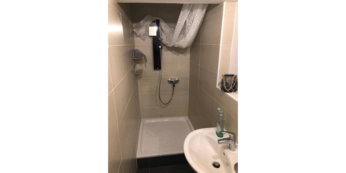 Dachgeschoßwohnung Neuwied Block - 3 Zimmer, 1.000&euro; | Angebot:23595086