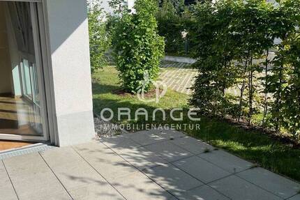***Erdgeschoßwohnung mit Einbauküche und Terrasse!***