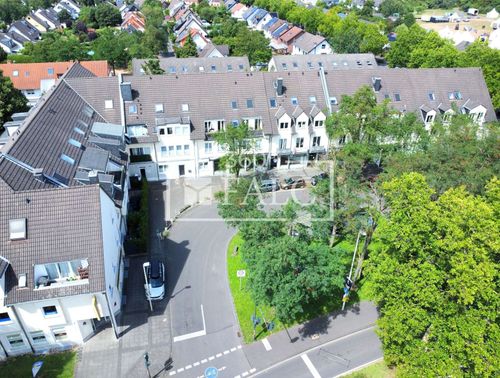 Raum für Erfolg – Ihre Praxis oder Ihr Büro in Toplage zimmer