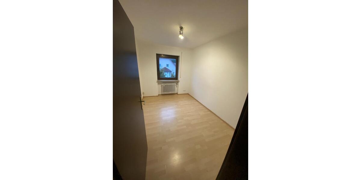 Etagenwohnung Dürrwangen - 1.000&euro; | Angebot:22694616