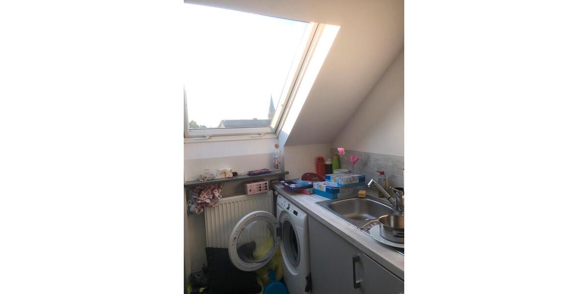 Dachgeschoßwohnung Krefeld - 2 Zimmer, 50 m&sup2;, 500&euro; | Angebot:26650135