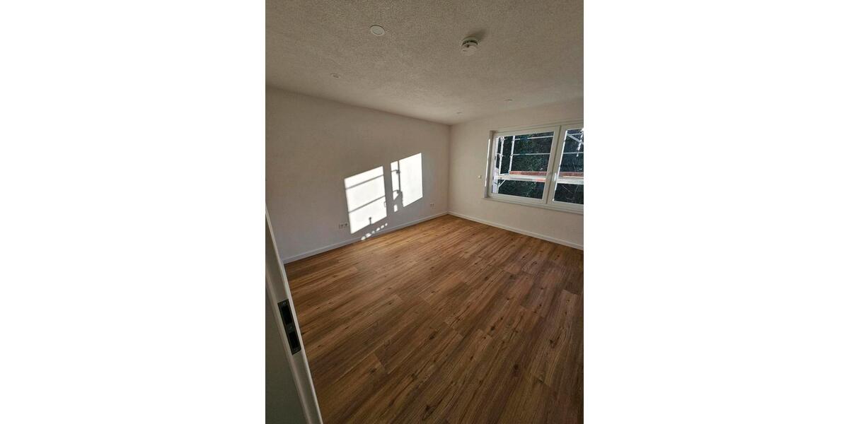 Etagenwohnung Neckarbischofsheim - 3 Zimmer, 75 m&sup2;, 750&euro; | Angebot:26048783