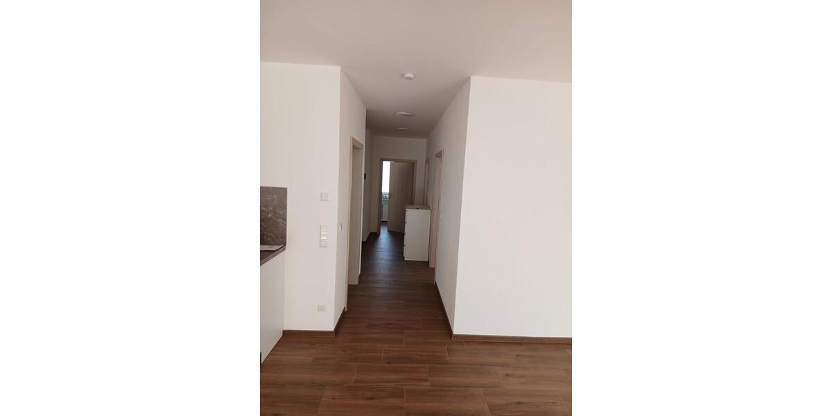 Etagenwohnung Ravenstein - 3 Zimmer, 90 m&sup2;, 1.200&euro; | Angebot:26490482