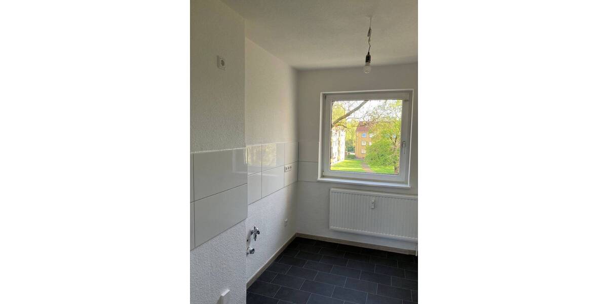 Etagenwohnung Salzgitter Lebenstedt - 4 Zimmer, 74 m&sup2;, 446&euro; | Angebot:26259206