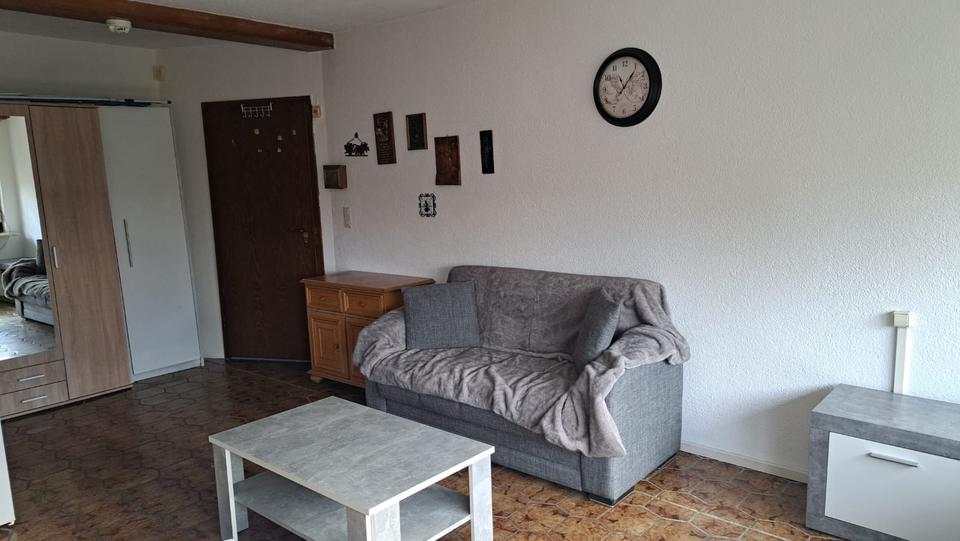 Ein Zimmerwohnung mit Balkon incl. Strom Wasser 1 zimmer