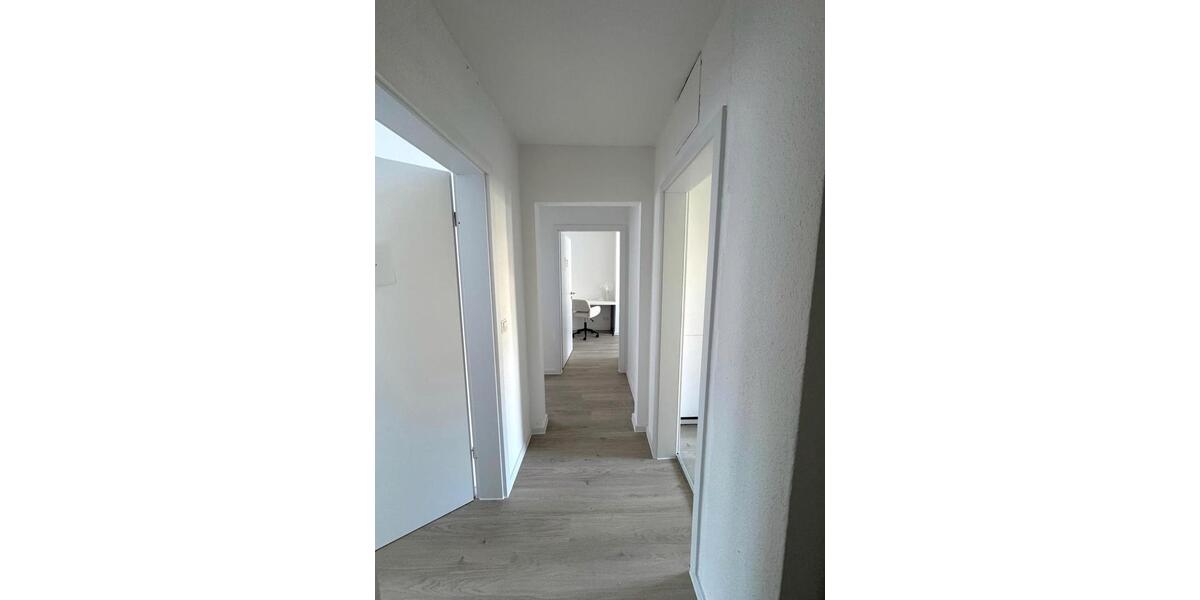 Wohnen auf Zeit Stuttgart Stuttgart-Ost - 3 Zimmer, 11 m&sup2;, 590&euro; | Angebot:25894004