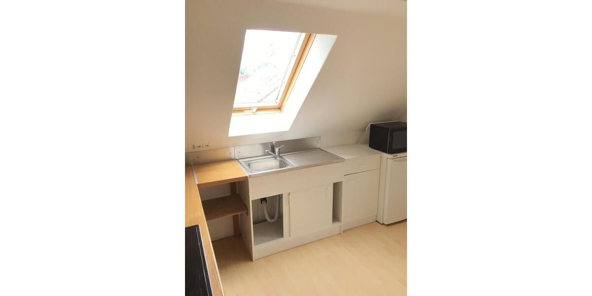 Dachgeschoßwohnung Ulm Söflingen - 2 Zimmer, 40 m&sup2;, 450&euro; | Angebot:26232759