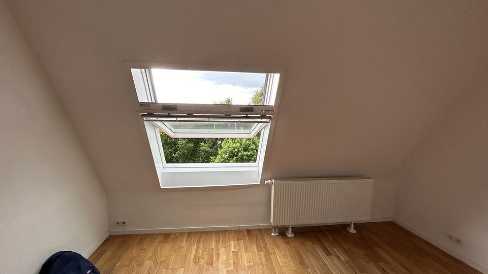 Dachgeschoßwohnung Berlin Treptow-Köpenick - 2 Zimmer, 50 m&sup2;, 1.100&euro; | Angebot:26074713