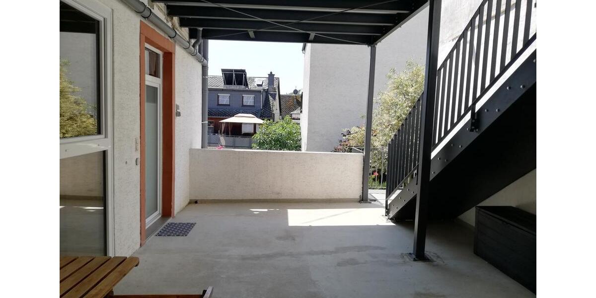 Etagenwohnung Reil - 7 Zimmer, 140 m&sup2;, 950&euro; | Angebot:26503843