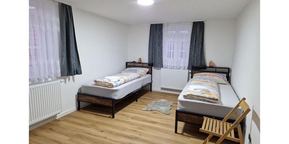Wohnen auf Zeit Fulda Aschenberg - 5 Zimmer, 120 m&sup2;, 50&euro; | Angebot:25163582