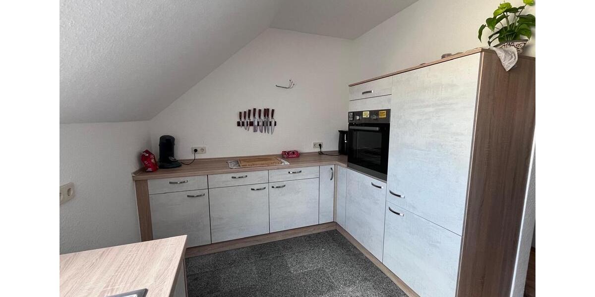 Dachgeschoßwohnung Büdingen - 2 Zimmer, 71 m&sup2;, 700&euro; | Angebot:26521792
