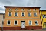 Sanierte Wohnung mit Blick in den Hinterhof - unweit des Hafens