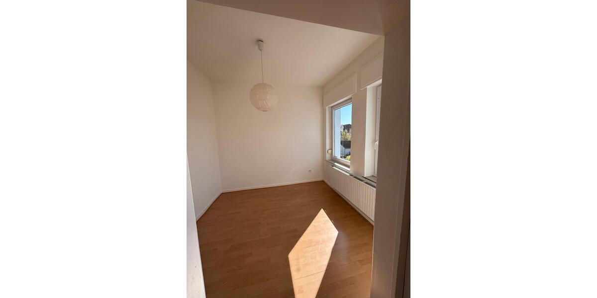 Etagenwohnung Bielefeld Stieghorst - 4 Zimmer, 60 m&sup2;, 360&euro; | Angebot:26279687