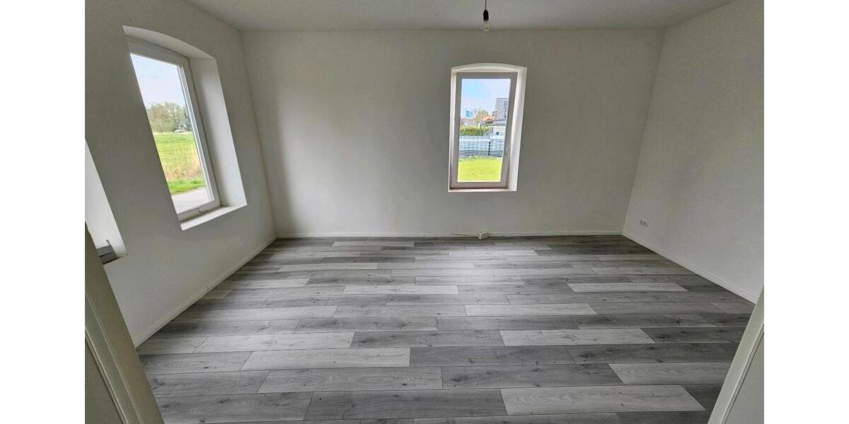 Erdgeschoßwohnung Stade Altländer Viertel - 3 Zimmer, 100 m&sup2;, 1.250&euro; | Angebot:26433462