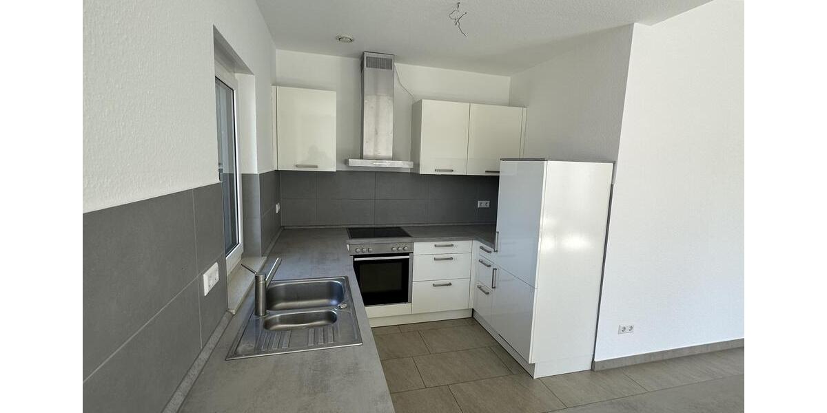 Dachgeschoßwohnung Celle Altenhagen - 2.5 Zimmer, 103 m&sup2;, 970&euro; | Angebot:26549587