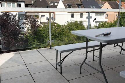 3 12-Zimmer-Dachgeschoss-Wohnung mit großer Dachterrasse 3 zimmer
