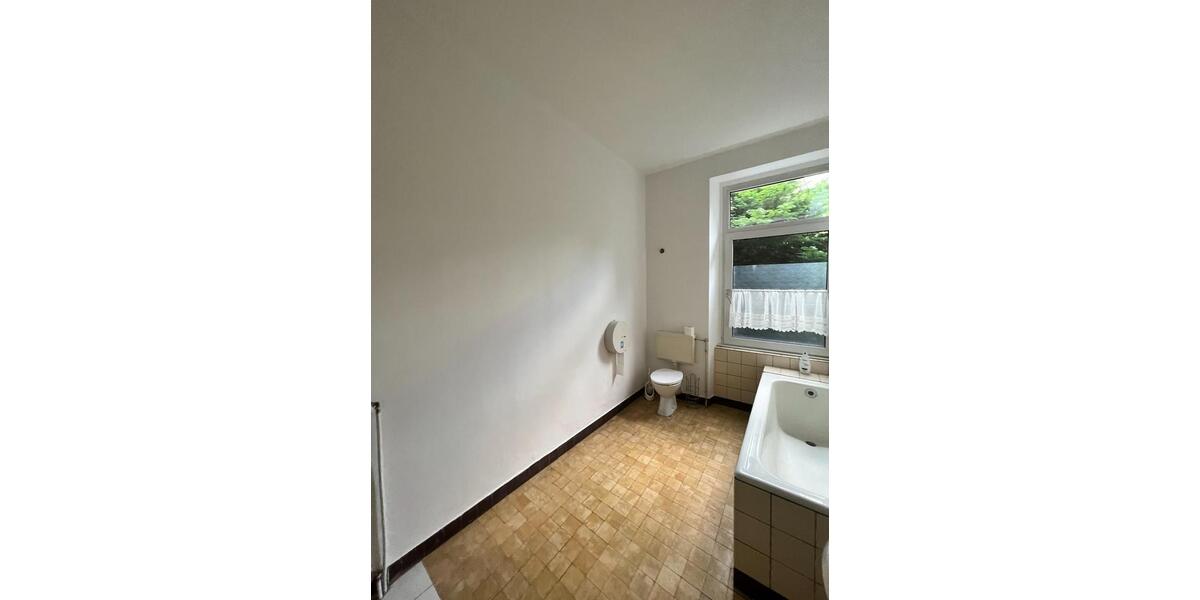 Einfamilienhaus Wuppertal Barmen - 10 Zimmer, 240 m&sup2;, 3.525&euro; | Angebot:24297863