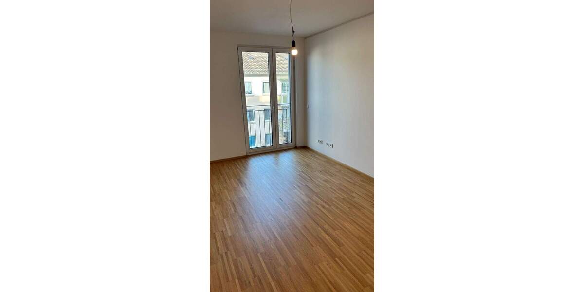 Etagenwohnung Offenbach am Main Hafen - 3 Zimmer, 106 m&sup2;, 1.990&euro; | Angebot:24250977