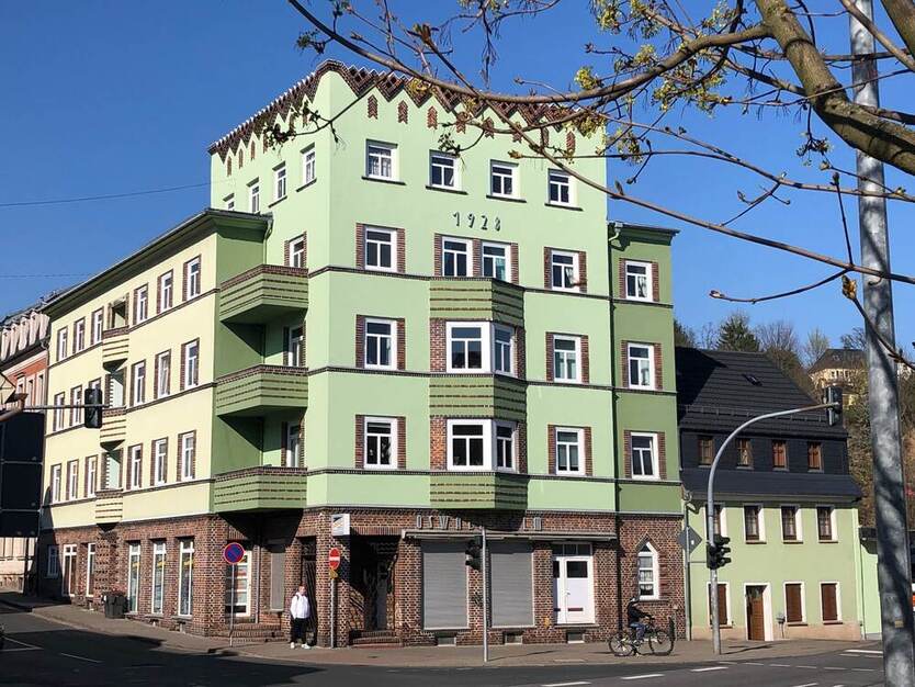 3-Raum Wohnung mit Balkon und neuer Einbauküche -WG geeignet 3 zimmer