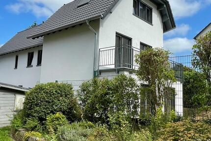 Neubau: Hochwertige 3-Zimmer-Wohnung mit Garten in Lohmar-Ort zimmer