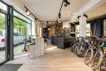 Einzelhandel in München 4.500 € 212 m² zimmer