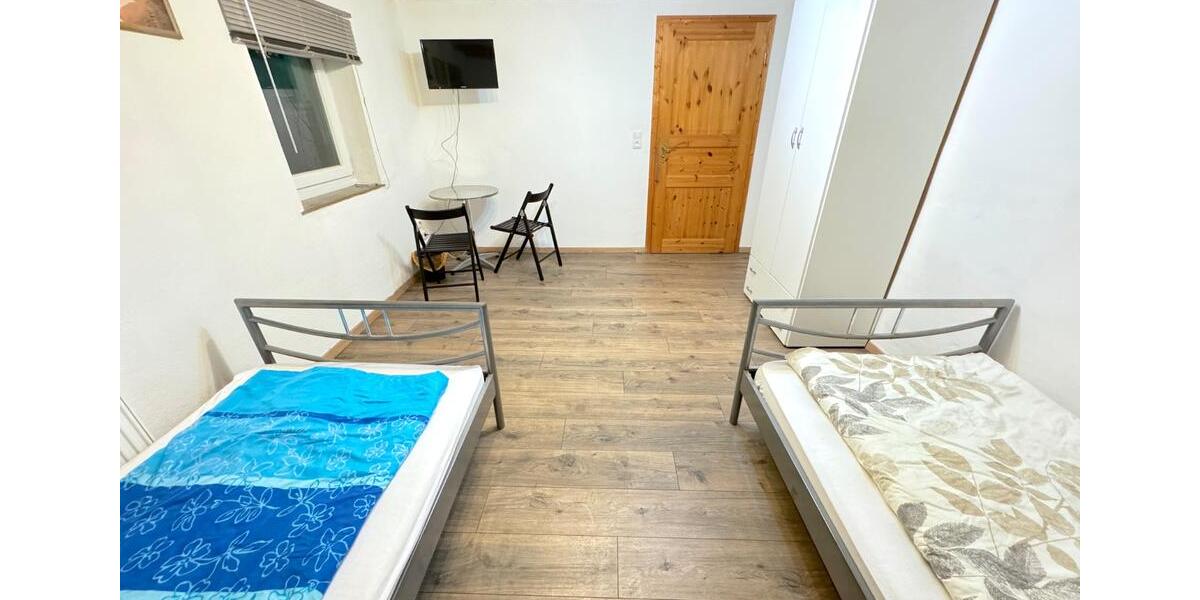 Etagenwohnung Landau an der Isar - 1 Zimmer, 25 m&sup2;, 450&euro; | Angebot:24976719