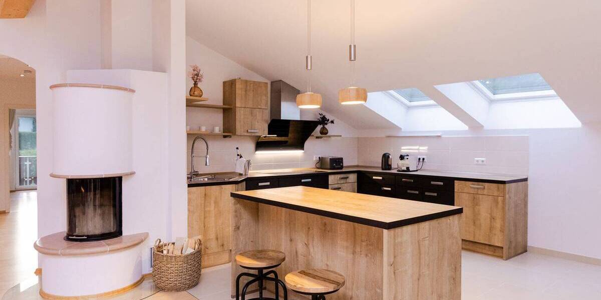 Etagenwohnung Murnau am Staffelsee Murnau - 3 Zimmer, 171 m&sup2;, 2.500&euro; | Angebot:22207247