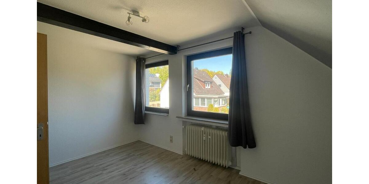 Dachgeschoßwohnung Gronau (Leine) - 3 Zimmer, 74 m&sup2;, 520&euro; | Angebot:26368169