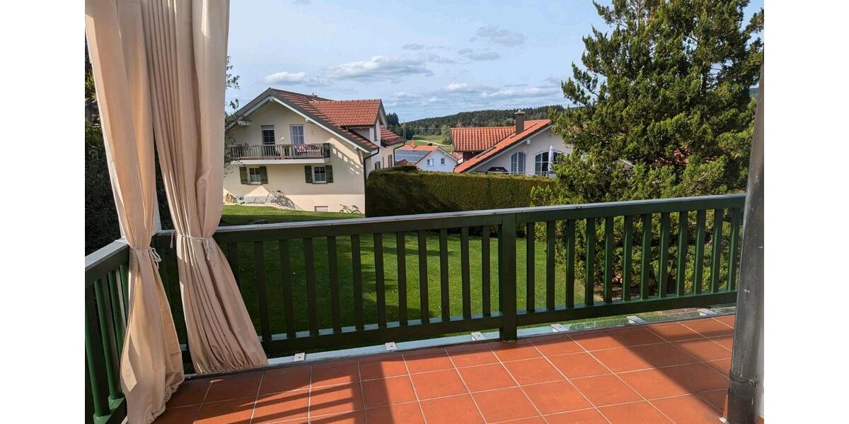 Erdgeschoßwohnung Memmingen - 4 Zimmer, 160 m&sup2;, 1.400&euro; | Angebot:26072112