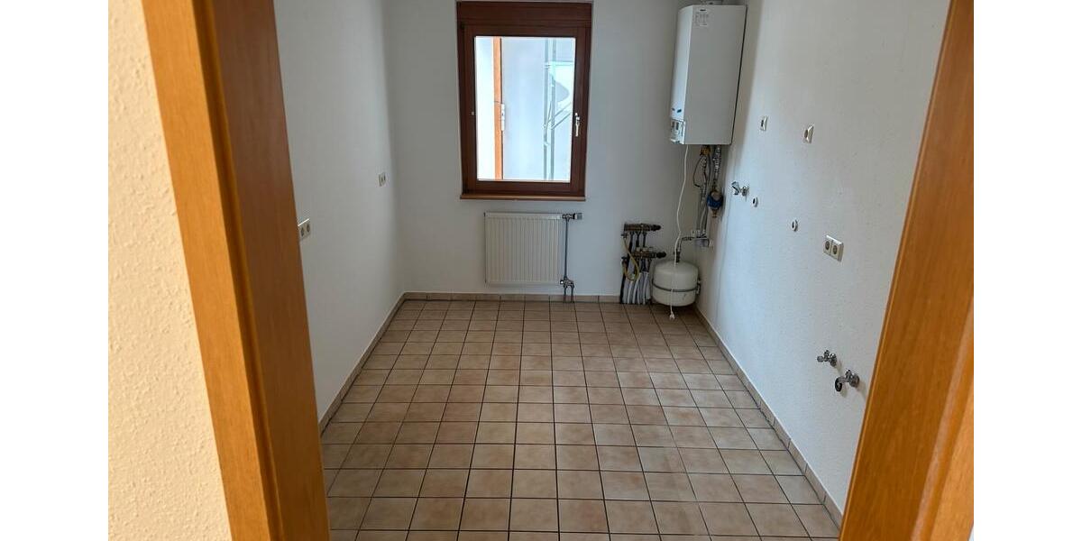 Hochparterre Weil am Rhein - 5 Zimmer, 120 m&sup2;, 500&euro; | Angebot:26681915