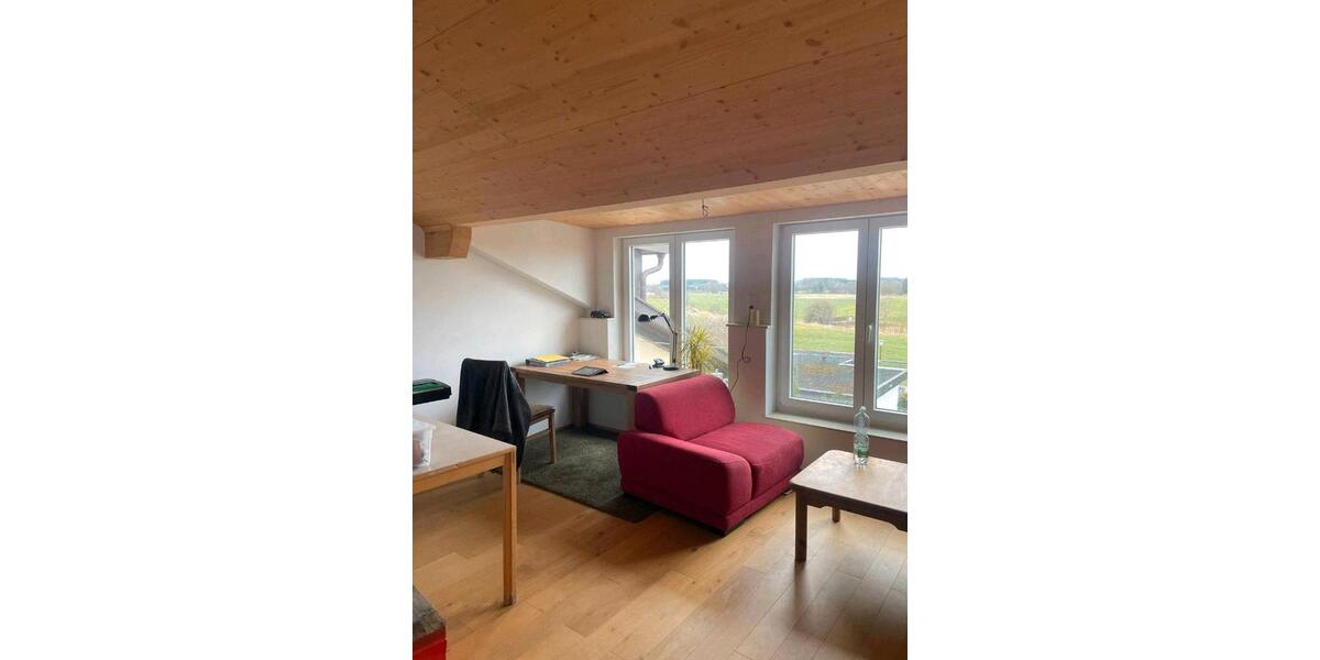 Dachgeschoßwohnung Kißlegg - 2.5 Zimmer, 67 m&sup2;, 900&euro; | Angebot:26033403