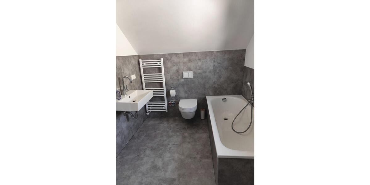 Dachgeschoßwohnung Hirschaid - 1 Zimmer, 46 m&sup2;, 575&euro; | Angebot:24447792