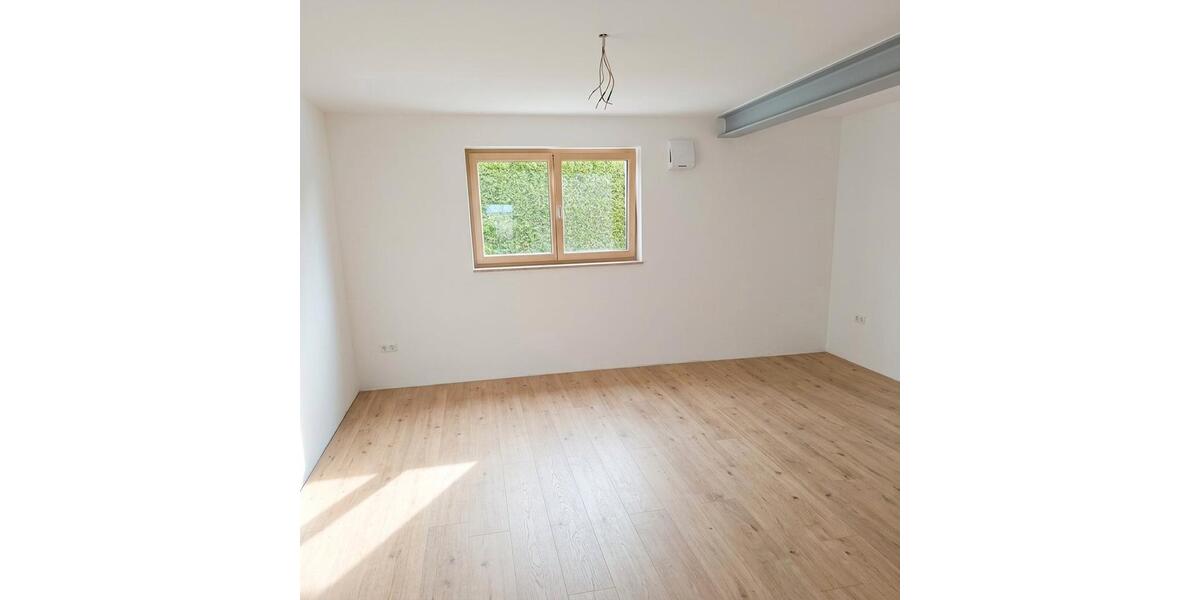 Etagenwohnung Petersaurach - 4 Zimmer, 118 m&sup2;, 1.275&euro; | Angebot:26144190