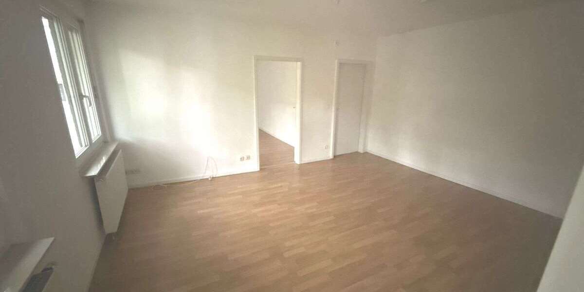 Etagenwohnung Offenbach Zentrum - 2 Zimmer, 53 m&sup2;, 690&euro; | Angebot:26984107