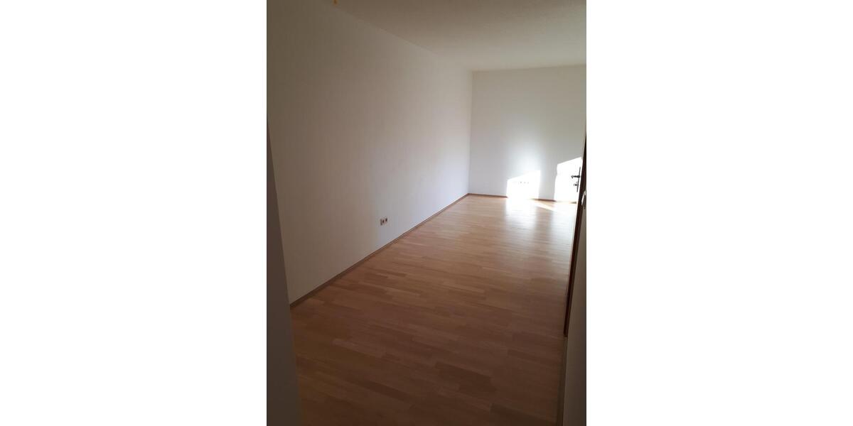 Etagenwohnung Burgstädt - 2 Zimmer, 52 m&sup2;, 340&euro; | Angebot:26011090