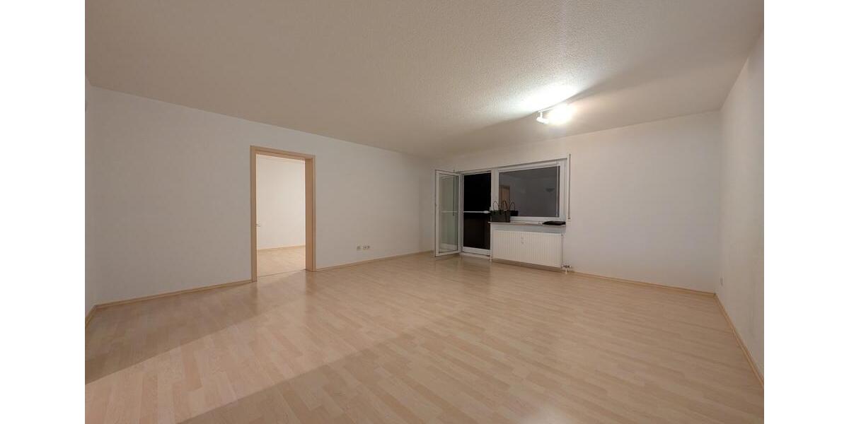 Etagenwohnung Sachsenheim - 2 Zimmer, 53 m&sup2;, 740&euro; | Angebot:24845777