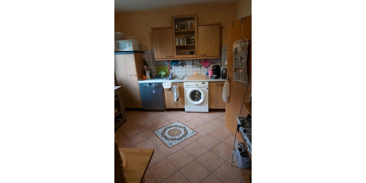 Etagenwohnung Gudensberg - 4 Zimmer, 125 m&sup2;, 990&euro; | Angebot:24846680